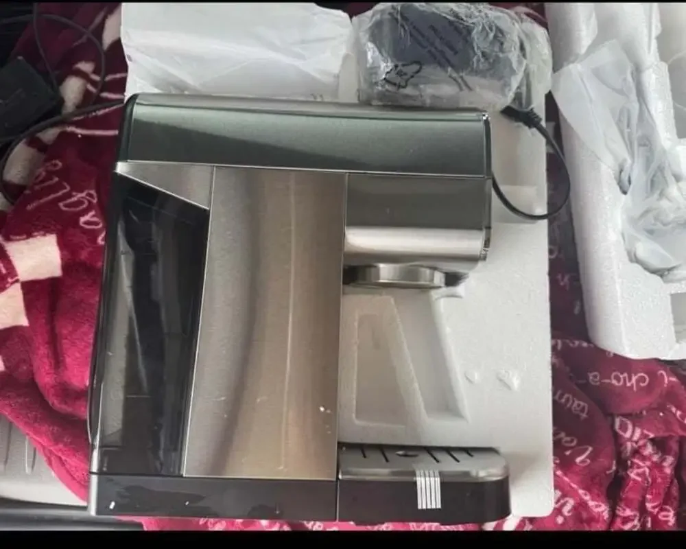 Bluebow includes body maker